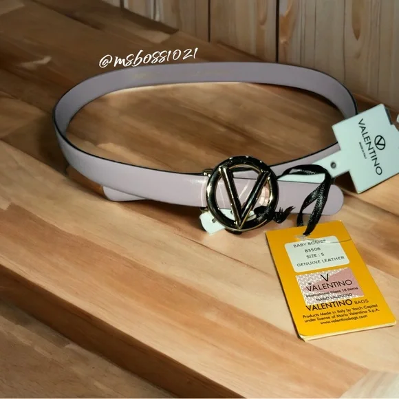 Valentino Brand New w/tags Belt Valentino Garavani VLogo Signature Reversible Size 105 New  main image 3